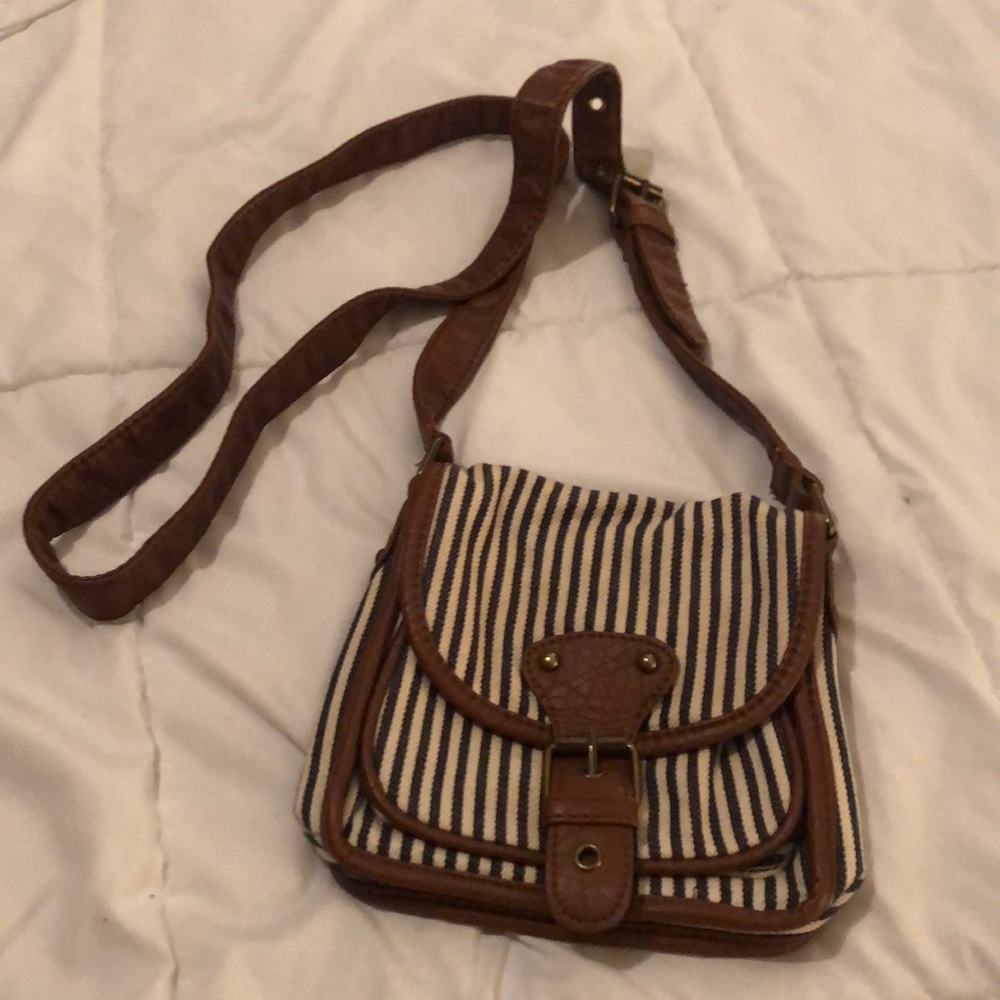 Crossbody bag